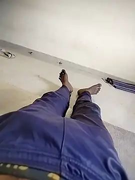 soni8850 online show from 04/05/26, 06:32