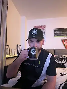 Snapshot of xxxsharkexxx chatting on 02/21/26, 08:32 xxxsharkexxx online show from 02/21/26, 08:32