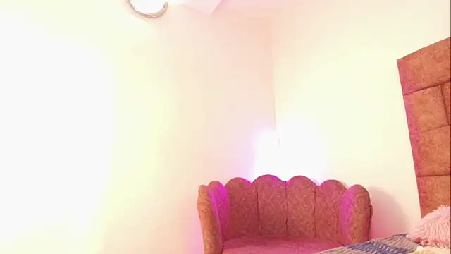 Snapshot of Eva_slutNasty chatting on 02/24/26, 08:29 Eva slutNasty online show from 02/24/26, 08:29