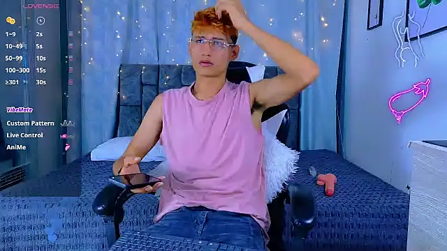 NicolasTorrez online show from 04/22/26, 02:36