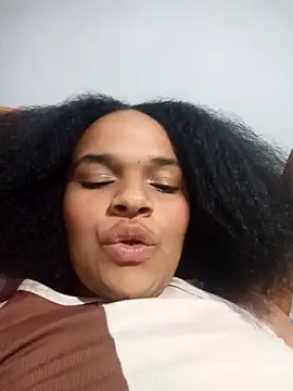 Snapshot of sexygirlatin chatting on 02/25/26, 07:18 sexygirlatin online show from 02/25/26, 07:18