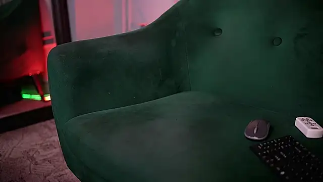 NaomiAmora online show from 04/03/26, 06:17