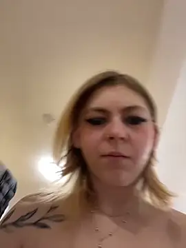 Snapshot of Milli-Kiss chatting on 02/13/26, 10:44 Milli-Kiss online show from 02/13/26, 10:44