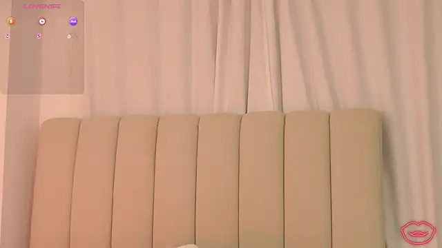 JulietRiverr online show from 03/25/26, 03:45