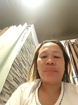 squirtshantal online show from 04/15/26, 07:43