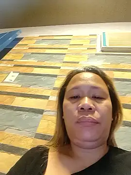 squirtshantal online show from 04/21/26, 10:01