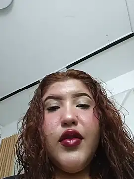 Snapshot of VanessaLanz chatting on 06/06/26, 12:10 VanessaLanz online show from 06/06/26, 12:10
