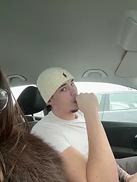 Snapshot of yourevsi chatting on 02/13/26, 02:46 yourevsi online show from 02/13/26, 02:46