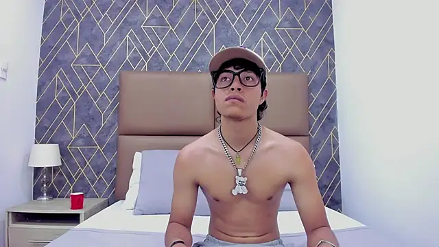 Snapshot of Escanor_Hot chatting on 02/25/26, 07:45 Escanor Hot online show from 02/25/26, 07:45