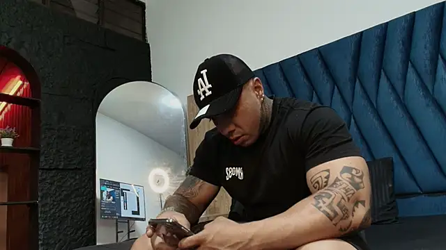 King-magic online show from 03/19/26, 01:09