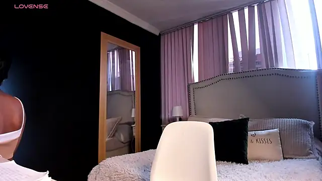 madii lenon online show from 03/26/26, 08:36