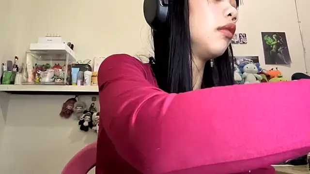 Snapshot of GloryKulikowski chatting on 02/27/26, 01:16 GloryKulikowski online show from 02/27/26, 01:16