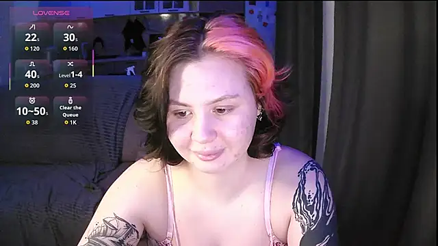 Snapshot of porrrno_pony chatting on 02/16/26, 01:51 porrrno pony online show from 02/16/26, 01:51