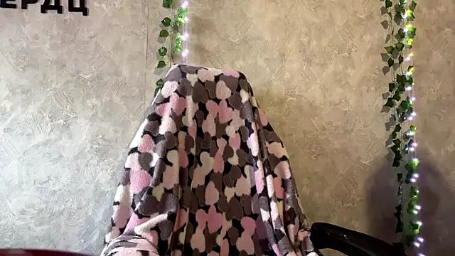 Snapshot of PlumbBump chatting on 02/16/26, 09:05 PlumbBump online show from 02/16/26, 09:05