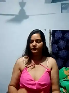 Snapshot of Anushka_Singh0 chatting on 02/26/26, 12:20 Anushka Singh0 online show from 02/26/26, 12:20