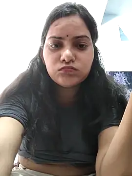 Anushka Singh0 online show from 04/27/26, 06:33