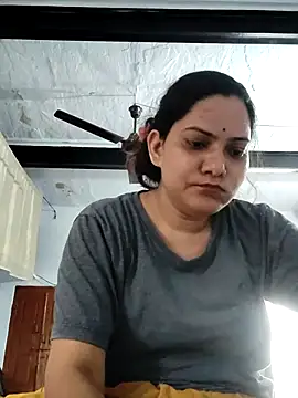 Snapshot of Anushka_Singh0 chatting on 06/28/26, 01:17 Anushka Singh0 online show from 06/28/26, 01:17