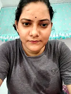 Snapshot of Anushka_Singh0 chatting on 07/25/26, 07:39 Anushka Singh0 online show from 07/25/26, 07:39