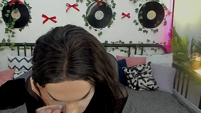 Snapshot of MadisonEsprit chatting on 03/03/26, 03:12 MadisonEsprit online show from 03/03/26, 03:12