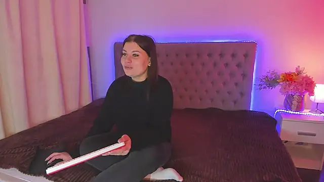 AmandaHoppe online show from 04/24/26, 04:59