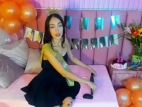 LolaWhite online show from 03/15/26, 05:24