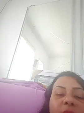 Snapshot of Mariahhsexyy chatting on 03/25/26, 05:41 Mariahhsexyy online show from 03/25/26, 05:41