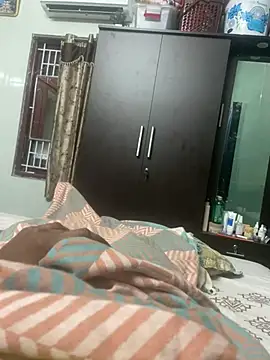 Snapshot of Magic_Spell_Tamil chatting on 02/13/26, 05:31 Magic Spell Tamil online show from 02/13/26, 05:31