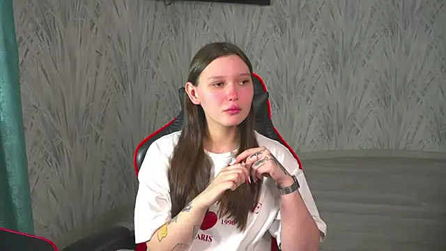 Snapshot of AricaOhashi chatting on 02/16/26, 11:17 AricaOhashi online show from 02/16/26, 11:17