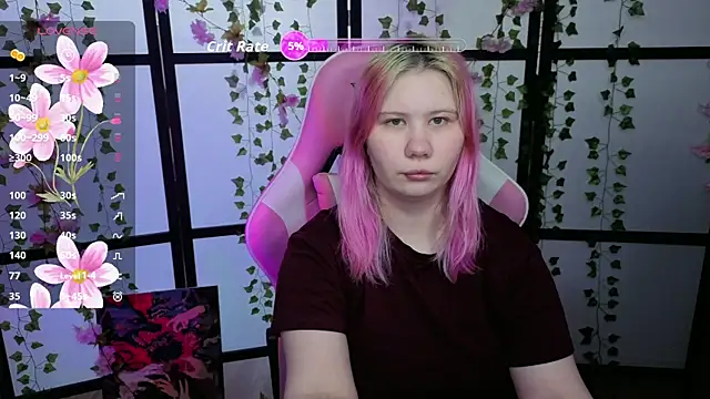 kitsune little online show from 04/13/26, 07:47