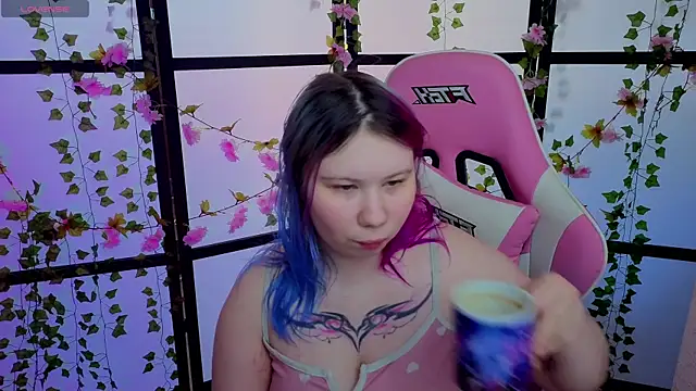 Snapshot of kitsune_little chatting on 07/16/26, 03:34 kitsune little online show from 07/16/26, 03:34