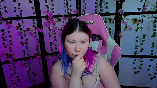 Snapshot of kitsune_little chatting on 07/23/26, 10:02 kitsune little online show from 07/23/26, 10:02