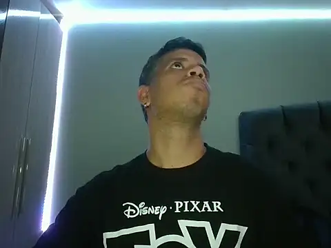 WILD BIGCOCK35 online show from 02/22/26, 12:12