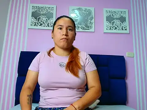 Snapshot of MAGGYE_MAX chatting on 02/25/26, 01:21 MAGGYE MAX online show from 02/25/26, 01:21