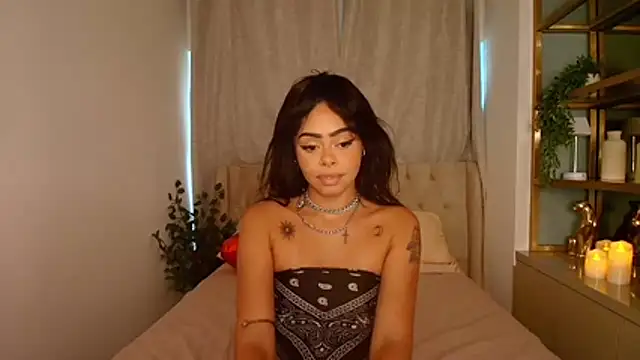 Snapshot of Pauline_Clark chatting on 02/17/26, 08:04 Pauline Clark online show from 02/17/26, 08:04