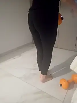 Snapshot of Coppiabollente1 chatting on 02/25/26, 05:22 Coppiabollente1 online show from 02/25/26, 05:22