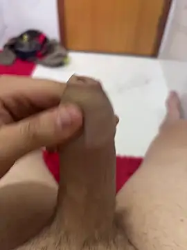 Nickysfd01 online show from 04/02/26, 08:17