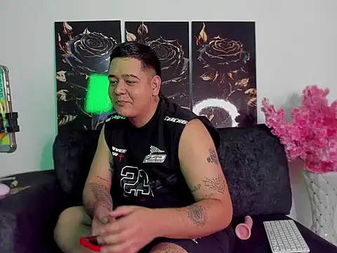 winy hot online show from 02/19/26, 07:54