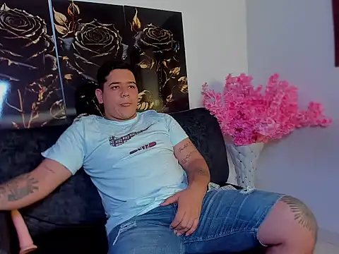 winy hot online show from 02/26/26, 02:27