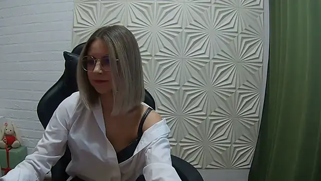 Snapshot of IceMayes chatting on 02/26/26, 12:26 IceMayes online show from 02/26/26, 12:26