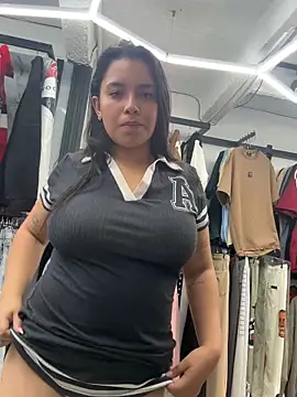 Miss Bella Flame online show from 04/06/26, 04:52