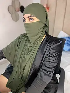 Snapshot of rashaaa_ chatting on 02/13/26, 07:10 rashaaa online show from 02/13/26, 07:10