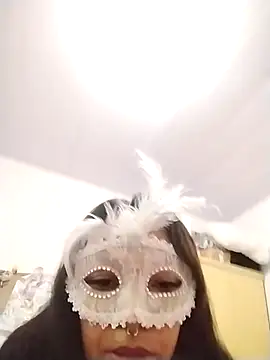 Snapshot of Tchukinha chatting on 02/22/26, 11:36 Tchukinha online show from 02/22/26, 11:36