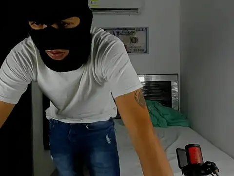 Snapshot of badboy_master chatting on 02/24/26, 02:42 badboy master online show from 02/24/26, 02:42