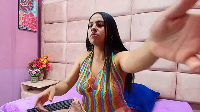 Snapshot of Scarlett_Moom chatting on 02/20/26, 03:58 Scarlett Moom online show from 02/20/26, 03:58