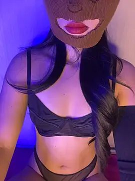 Snapshot of NebulaRosse chatting on 02/15/26, 10:06 NebulaRosse online show from 02/15/26, 10:06