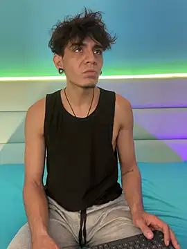 abrilandjulian online show from 03/24/26, 11:48