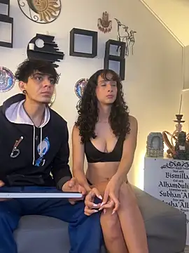 abrilandjulian online show from 04/17/26, 12:08