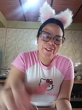 Snapshot of Blanquita_vip chatting on 05/07/26, 03:17 Blanquita vip online show from 05/07/26, 03:17