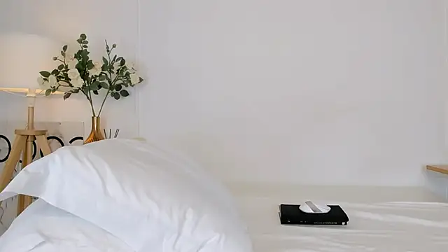 EmmaLima online show from 07/05/26, 05:14