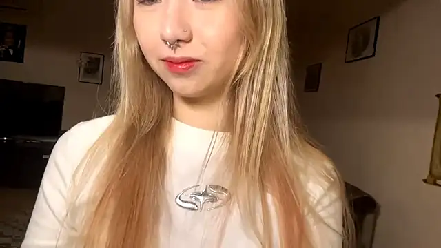 PinkTraible online show from 03/03/26, 11:49